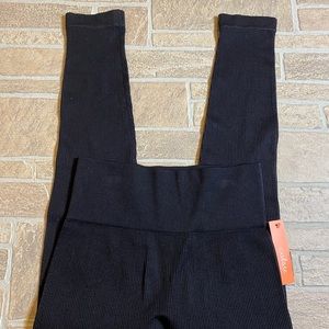 Coslie M NWT $17 Black Sweater Tight Leggings